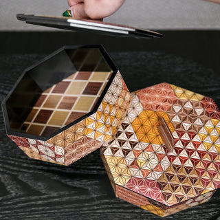 Yosegi turtle shell pattern interior box 7in［Hakone marquetry］