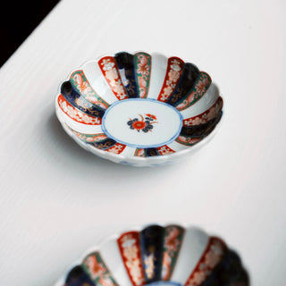 Old Imari style frills mini bowl [Hasami-yaki]