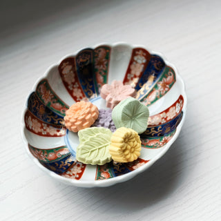 Old Imari style frills mini bowl [Hasami-yaki]