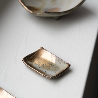 Gold accents mini plate 3.5in【shigaraki-yaki】