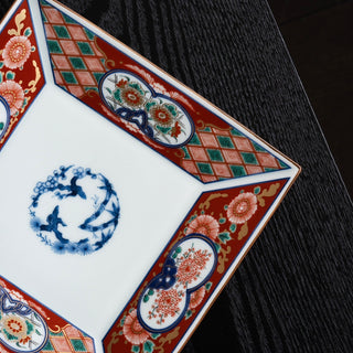 Old imari style red main plate 8.3in［Hasami-yaki］