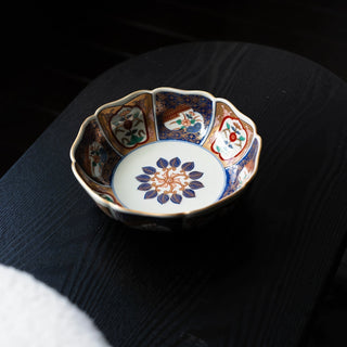 Old imari style deep bowl 6.8in［Hasami-yaki］