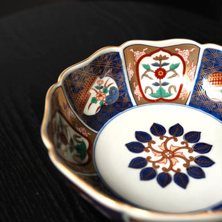 Old imari style deep bowl 6.8in［Hasami-yaki］